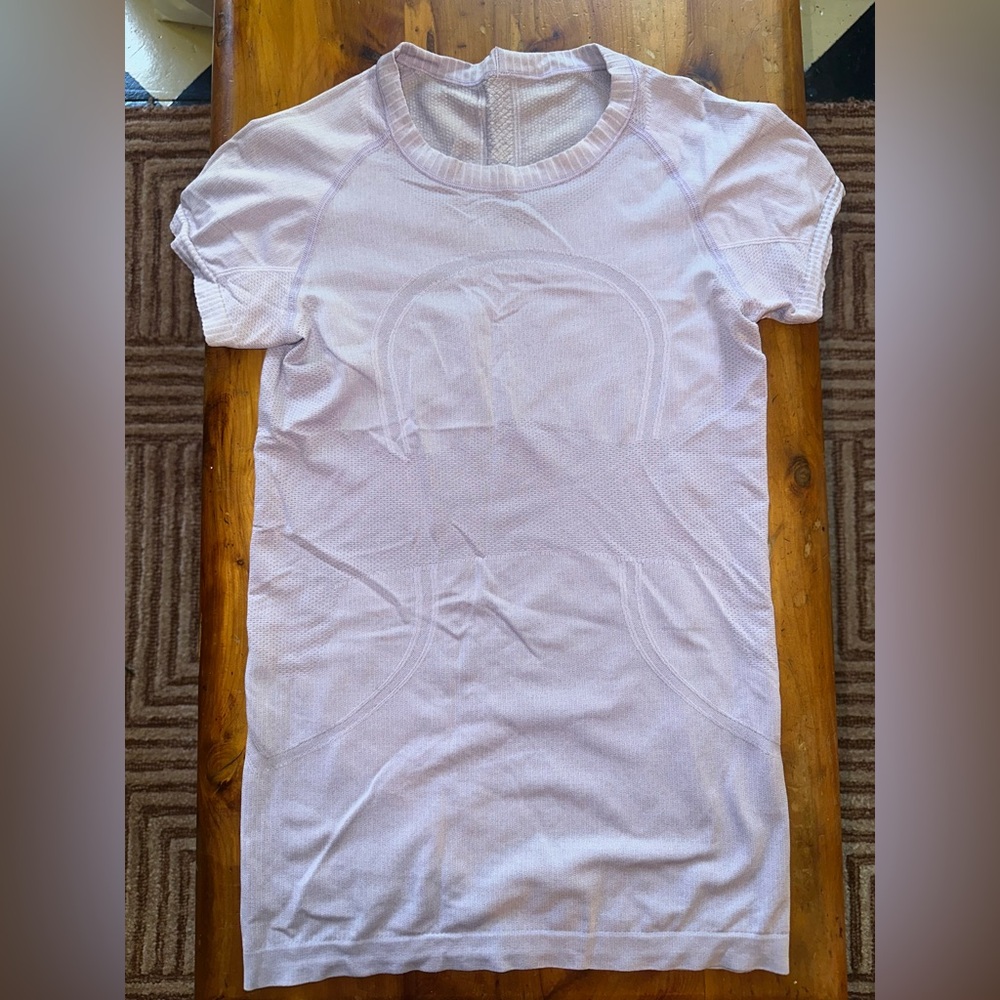 Lululemon Tech Women’s Short-Sleeve Active Top in Light Lavender